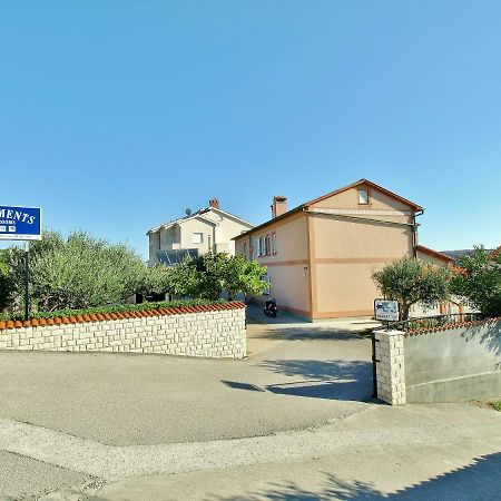 Apartments Ljubica Barbat na Rabu المظهر الخارجي الصورة