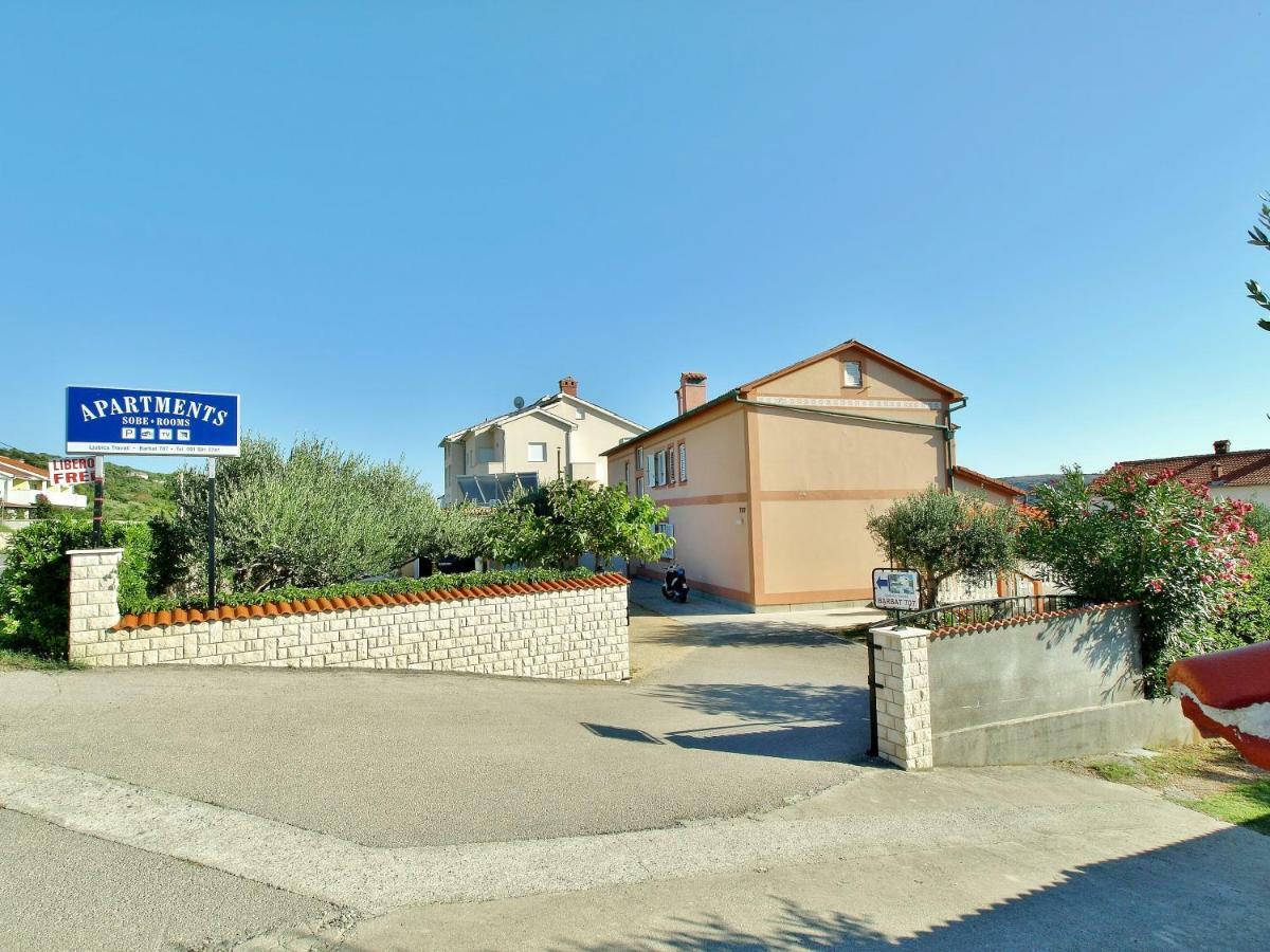 Apartments Ljubica Barbat na Rabu المظهر الخارجي الصورة