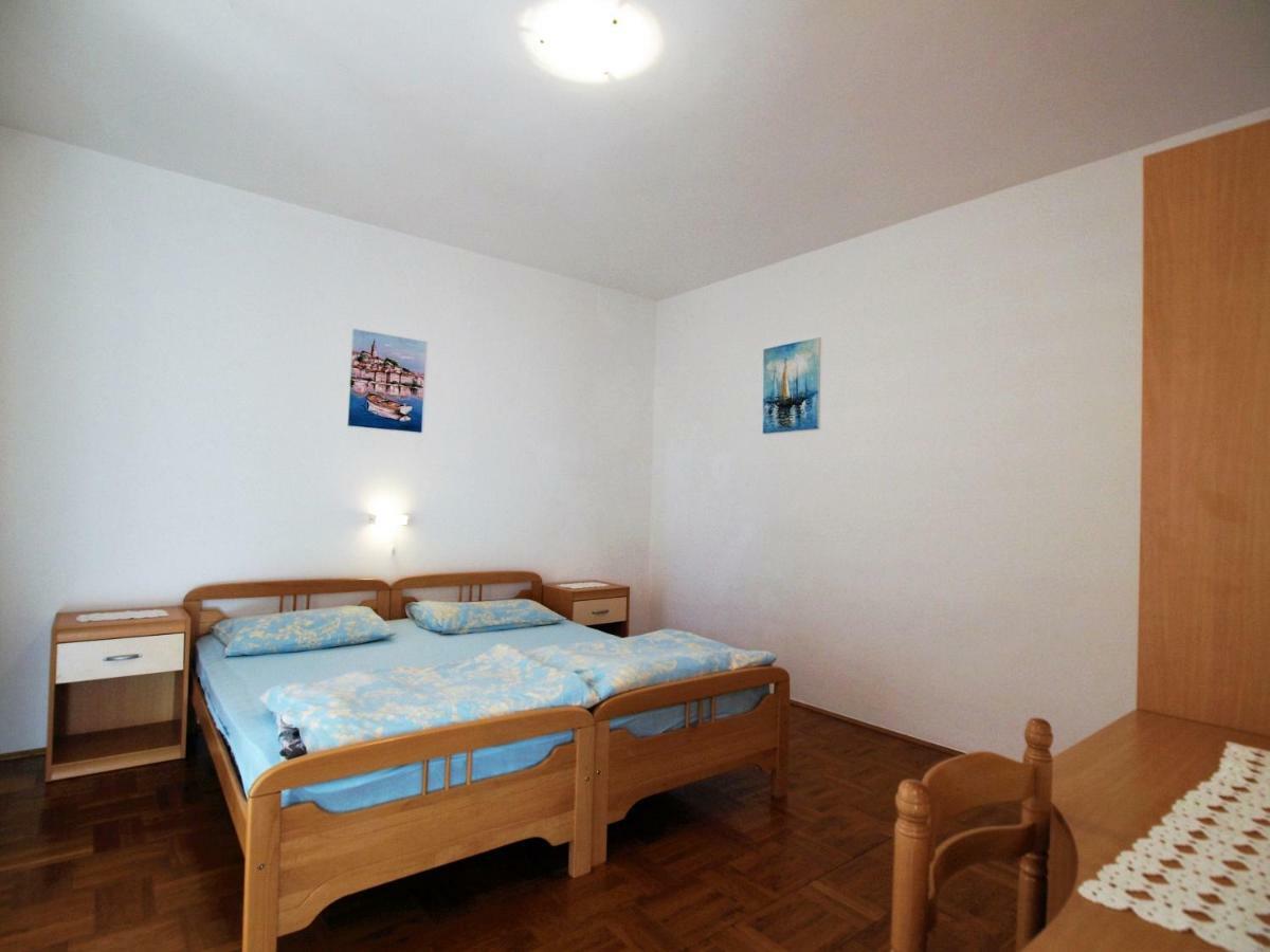 Apartments Ljubica Barbat na Rabu المظهر الخارجي الصورة