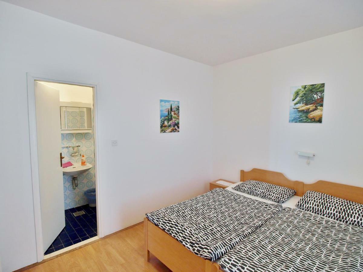 Apartments Ljubica Barbat na Rabu المظهر الخارجي الصورة