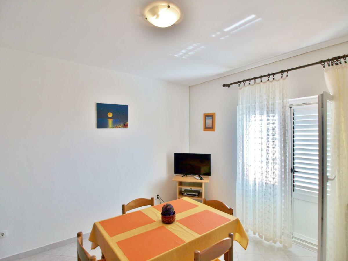 Apartments Ljubica Barbat na Rabu المظهر الخارجي الصورة