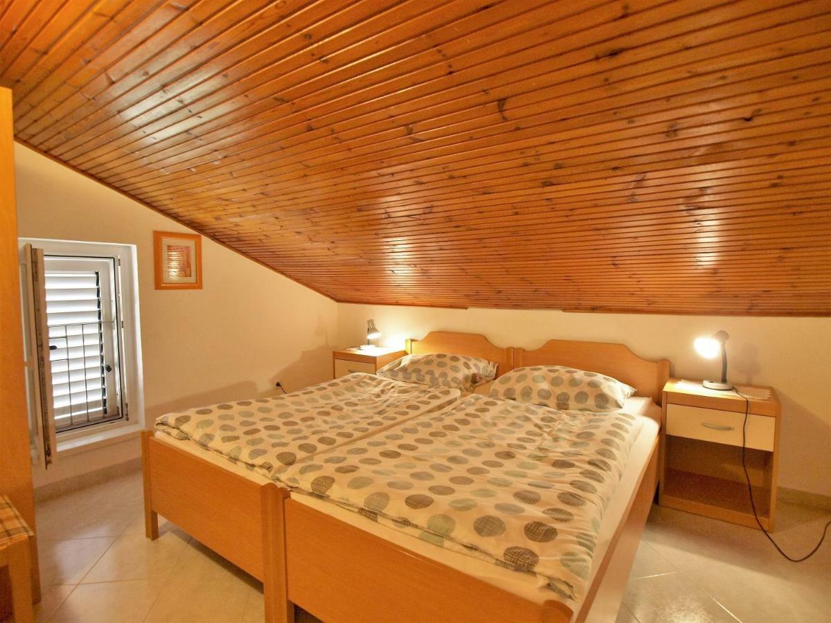 Apartments Ljubica Barbat na Rabu المظهر الخارجي الصورة