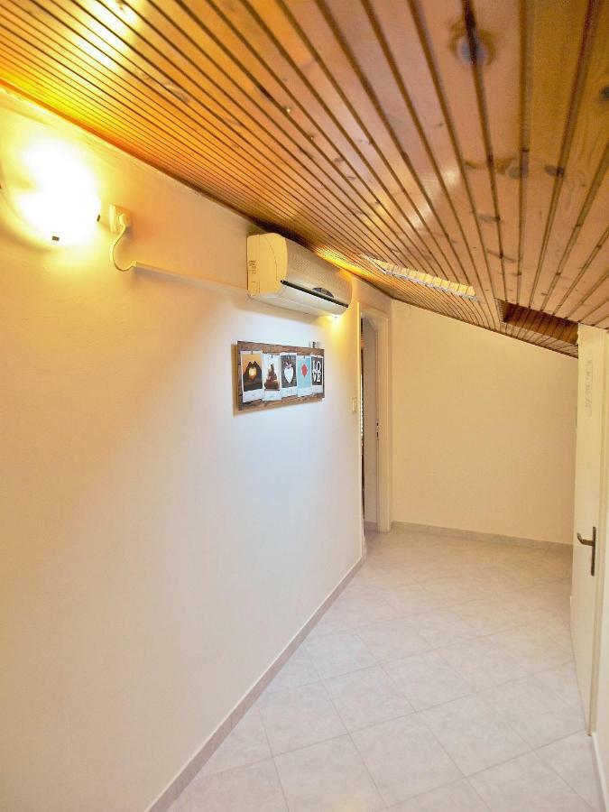 Apartments Ljubica Barbat na Rabu المظهر الخارجي الصورة